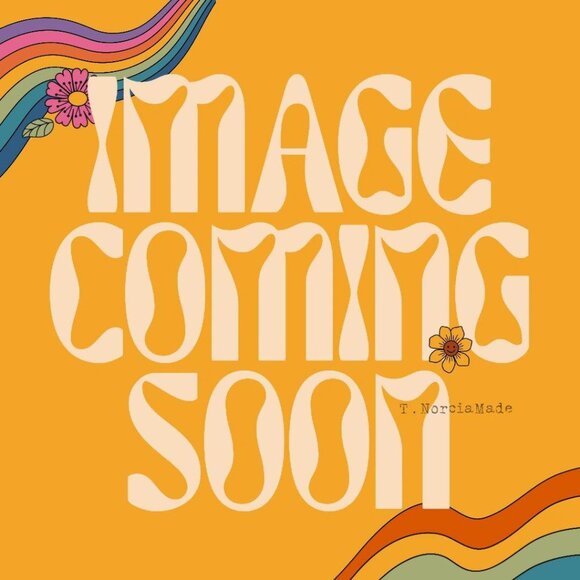 Hippie Heart Bath Bomb: Black Cherry Tobacco - Picture 1 of 1